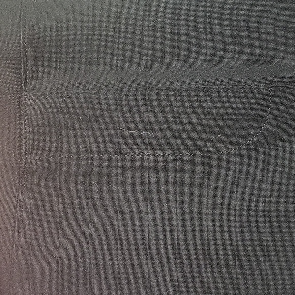 Quince Ultra Stretch Ponte Straight Leg Pants in Black - medium petite - Picture 10 of 11